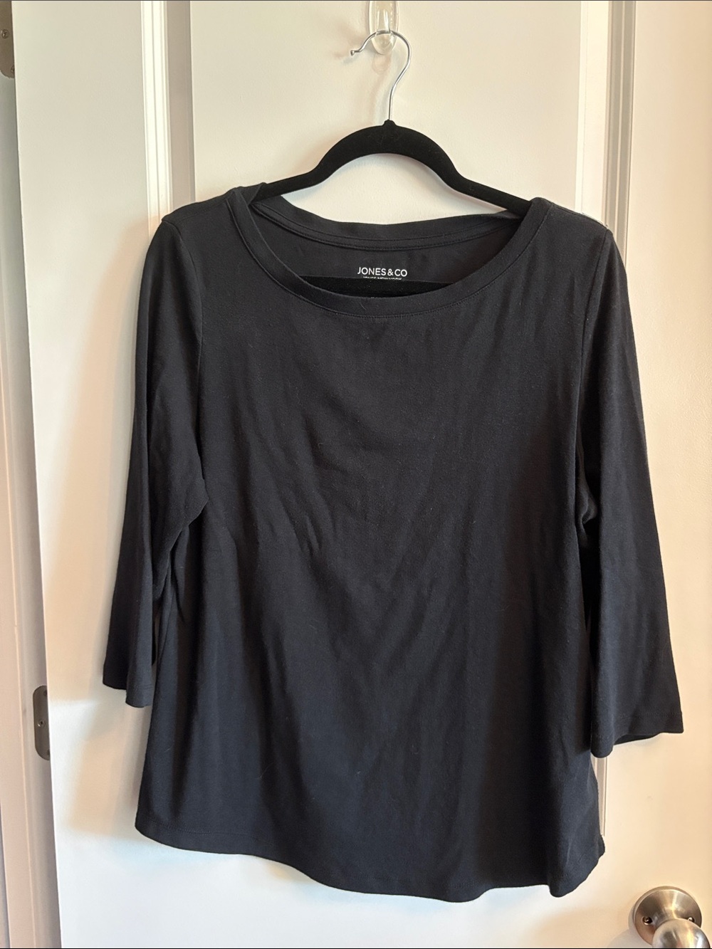 Jones New York Black 3/4 Sleeve Scoop Neck Tee